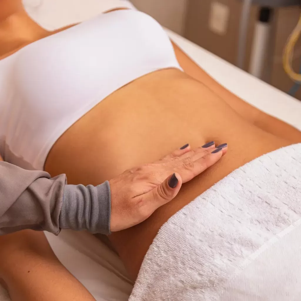 Skin assessment for stretch marks at New Shape by Bouchra