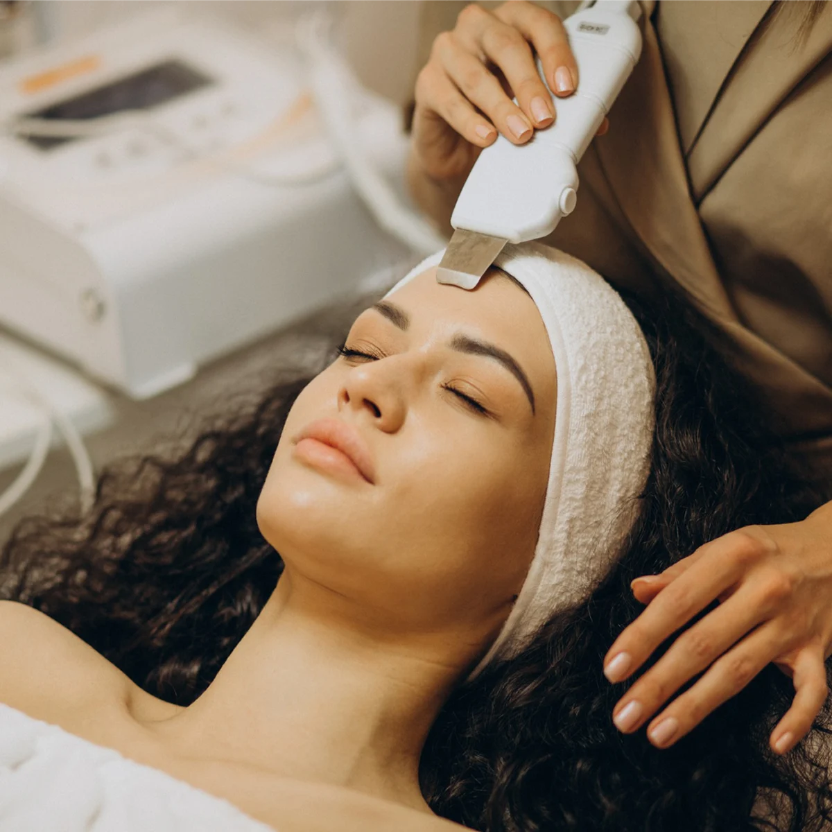 Hydrafacial treatment in Qatar