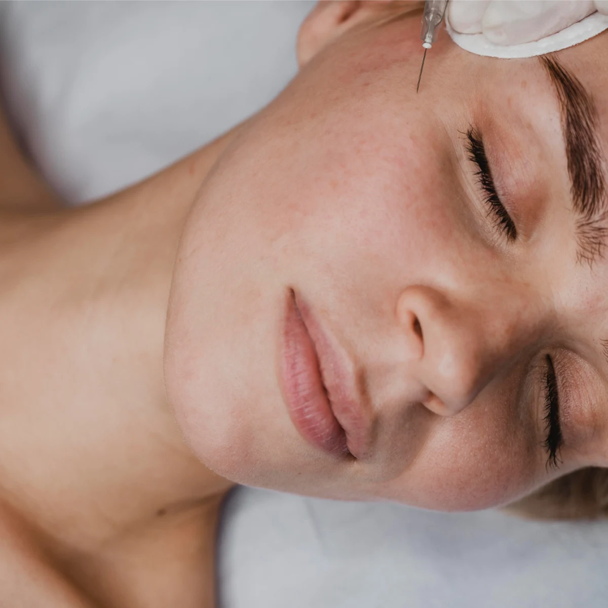 Hydrafacial treatment in Qatar